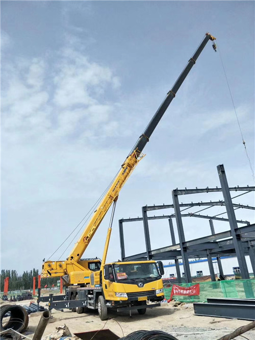 苏家屯区超高层建筑钢结构吊装案例